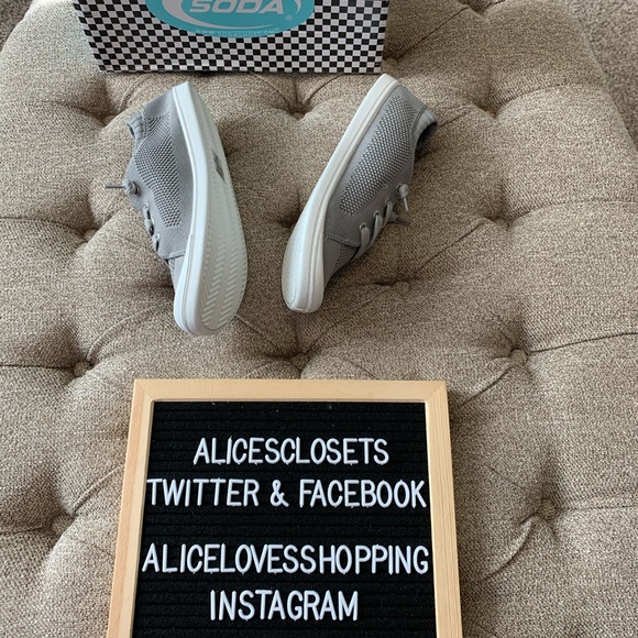 Lace Up Sneakers - Picture 4 of 9